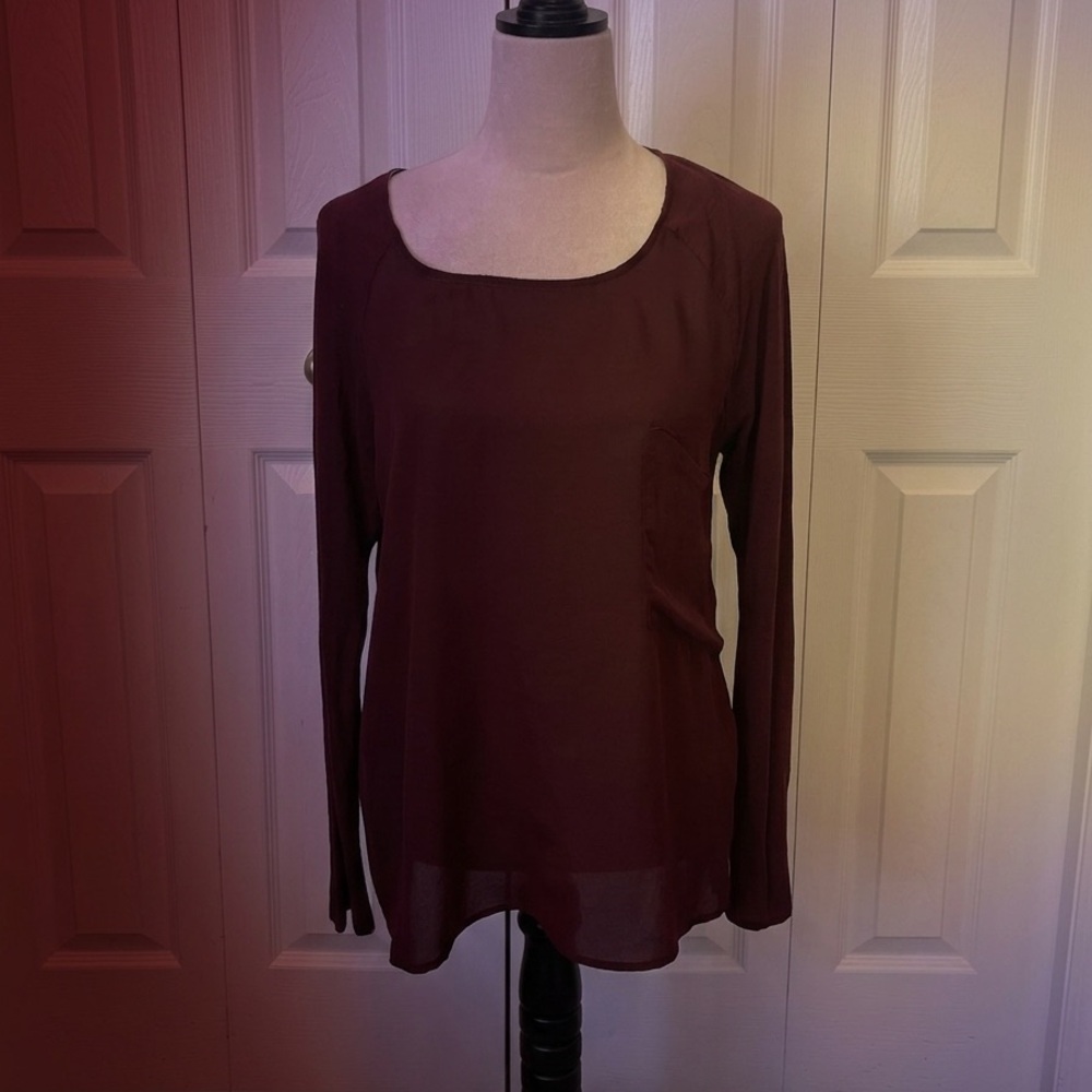 Dolan size S Women's Long Sleeve Scoop Neck Blouse - Burgundy